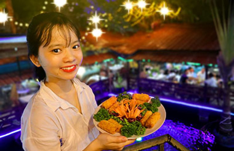 Thèm là ăn, ăn là ghiền với món chả giò kem hải sản